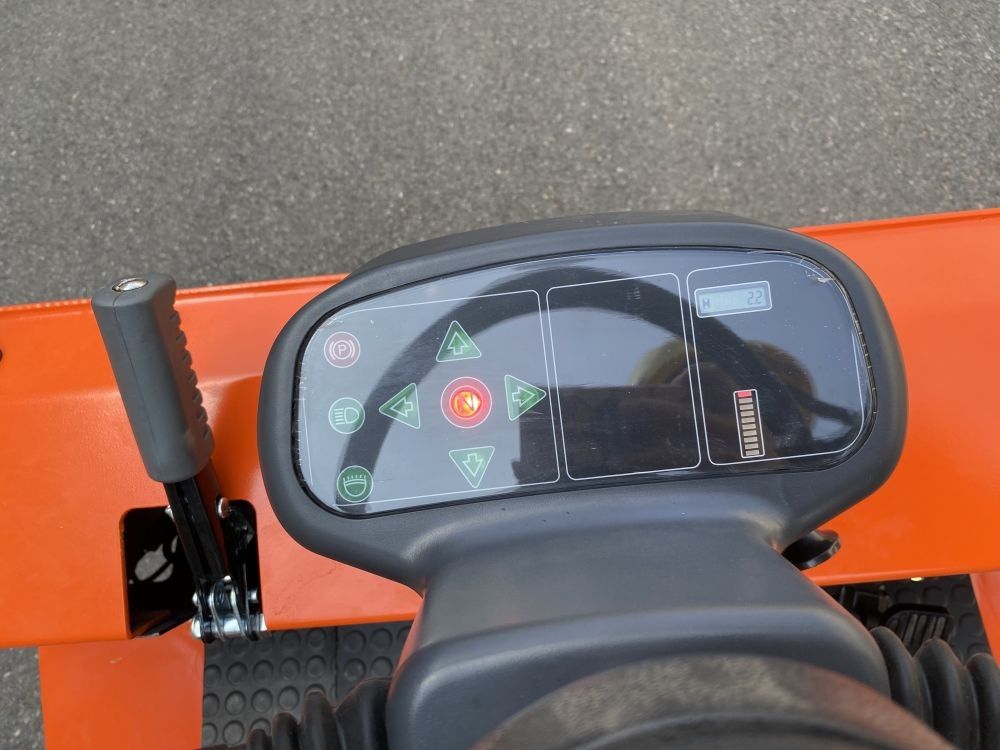 2500kg Tractor E Truck Electromagnetic braking 24V/210 Battery